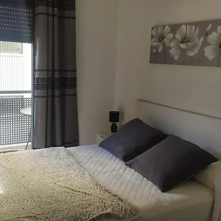 Nuevo Con Piscina Y Amplio Balcon Apartamento *